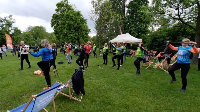 Nordic walking – trening, warsztaty i marsz po zdrowie