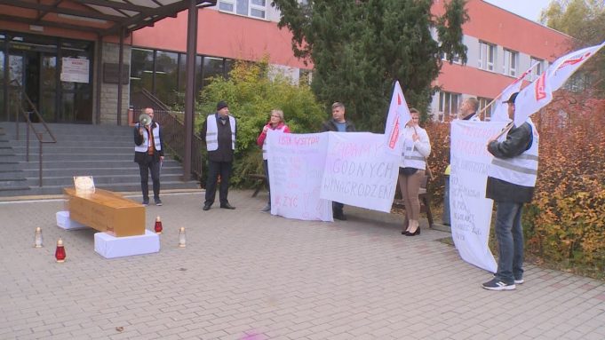 Protestowali przed szpitalem