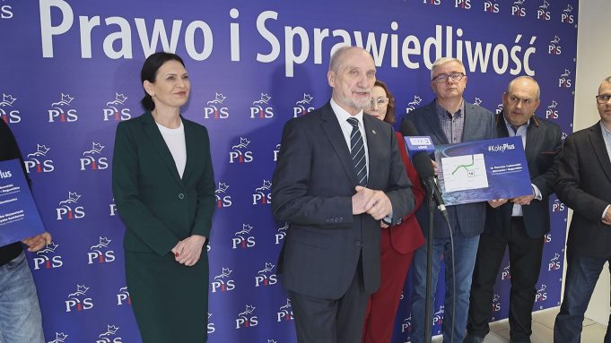 Pociągiem z Bełchatowa do Piotrkowa już w 2028 roku