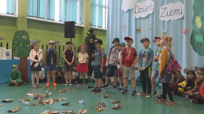 Oszczędzaj wodę, dbaj o środowisko – Dzień Ziemi w SP nr 8