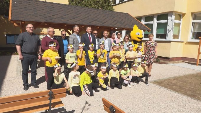Pracownia ekologiczna pod chmurką w SP nr 12
