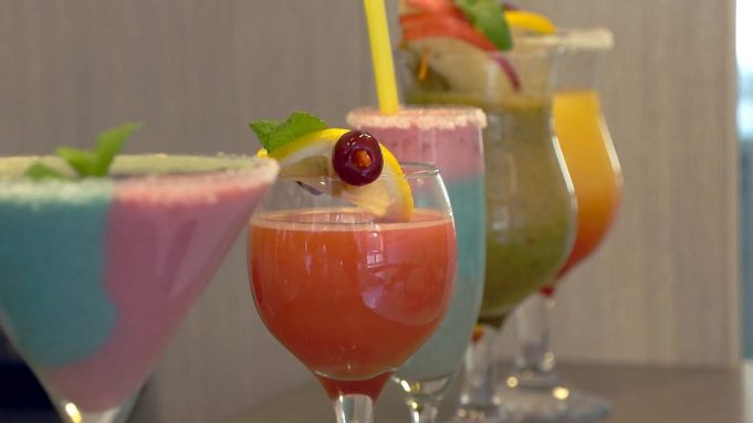 Pyszne i zdrowe koktajle w wykonaniu uczniów ZSP nr 2