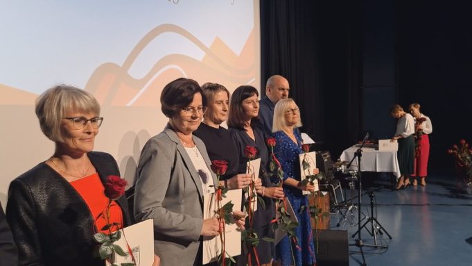 Nauczyciele odebrali wyróżnienia i nagrody