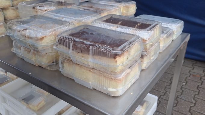 Kiermasz papieskich kremówek