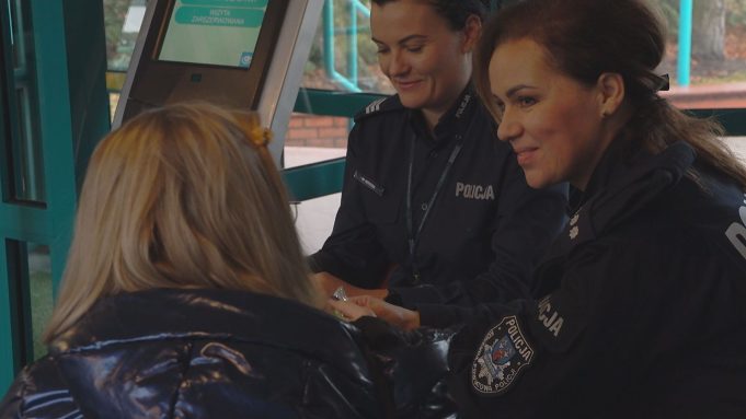 O zagrożeniach z seniorami