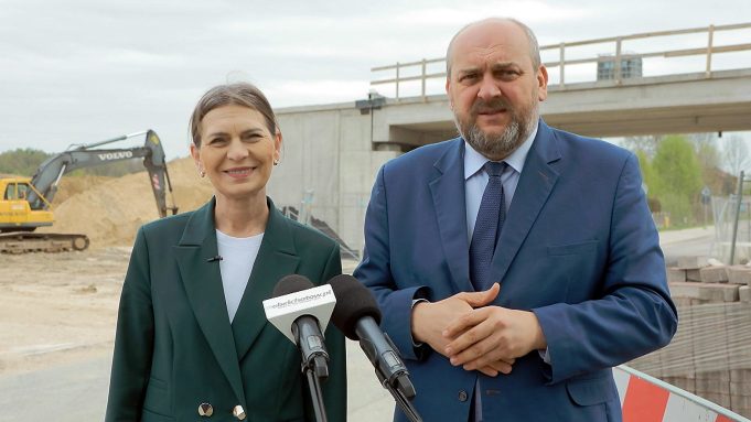 „Nowe rozwiązania komunikacyjne” – konferencja prezydent miasta Bełchatowa