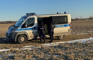 Był wychłodzony, przemoczony i bardzo osłabiony