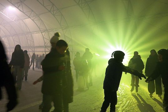 Dyskotekowe hity i zimowy klimat