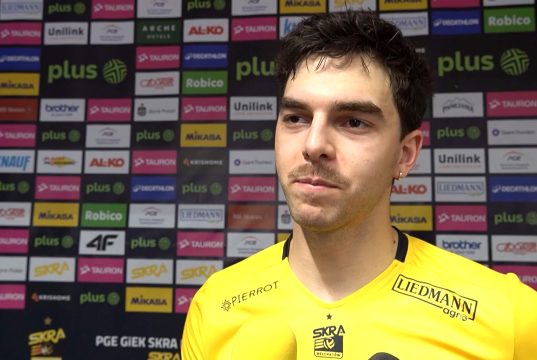 Wygrana we własnej hali