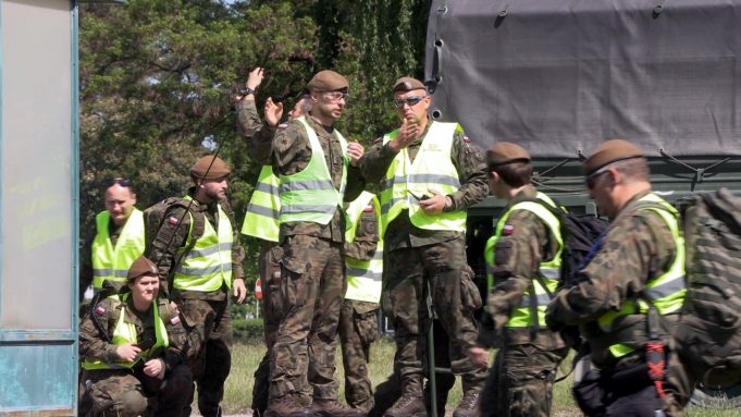 Atak dronowy na obiekty strategiczne. Służby w stanie gotowości