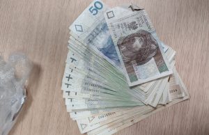 Ponad 1,5 kg narkotyków, leki, nielegalne wyroby akcyzowe i gotówka