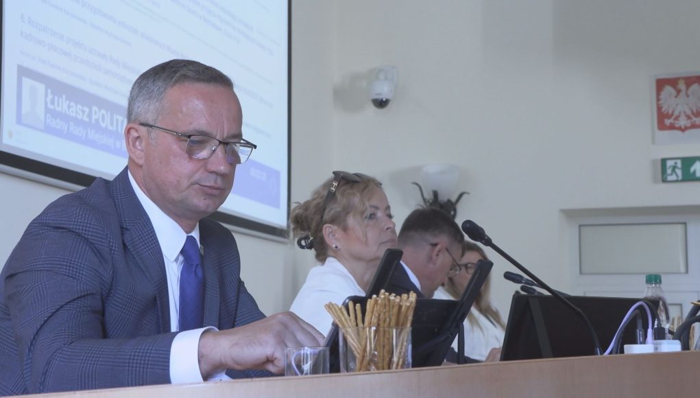 12 radnych chce odwołania