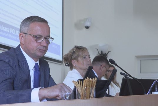 12 radnych chce odwołania