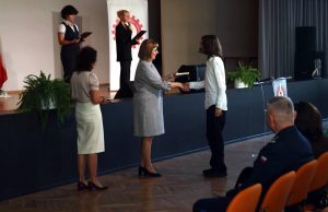 Nowy rok, nowe wyzwania. ZSP nr 1 wręczył honorowe legitymacje